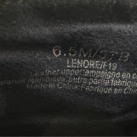 Karl Lagerfield size 6 1/2 ankle boot - Picture 3 of 3